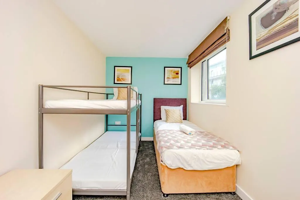 Apartment Flash Sale Brighton Train Station 4 Bedroom Flat Bn119Kin