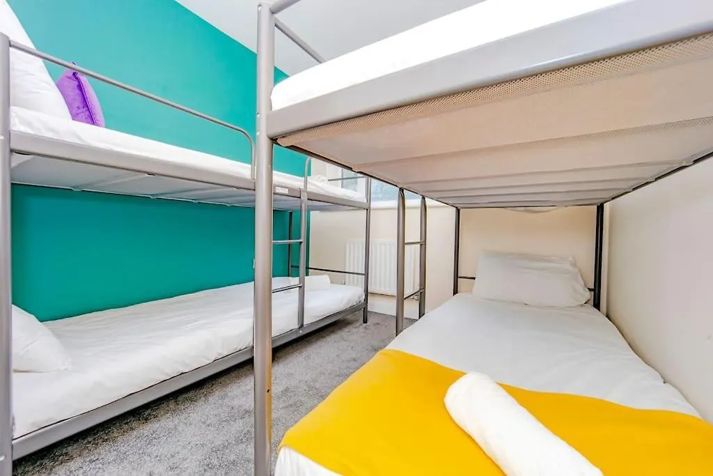 Flash Sale Brighton Train Station 4 Bedroom Flat Bn119Kin Apartment